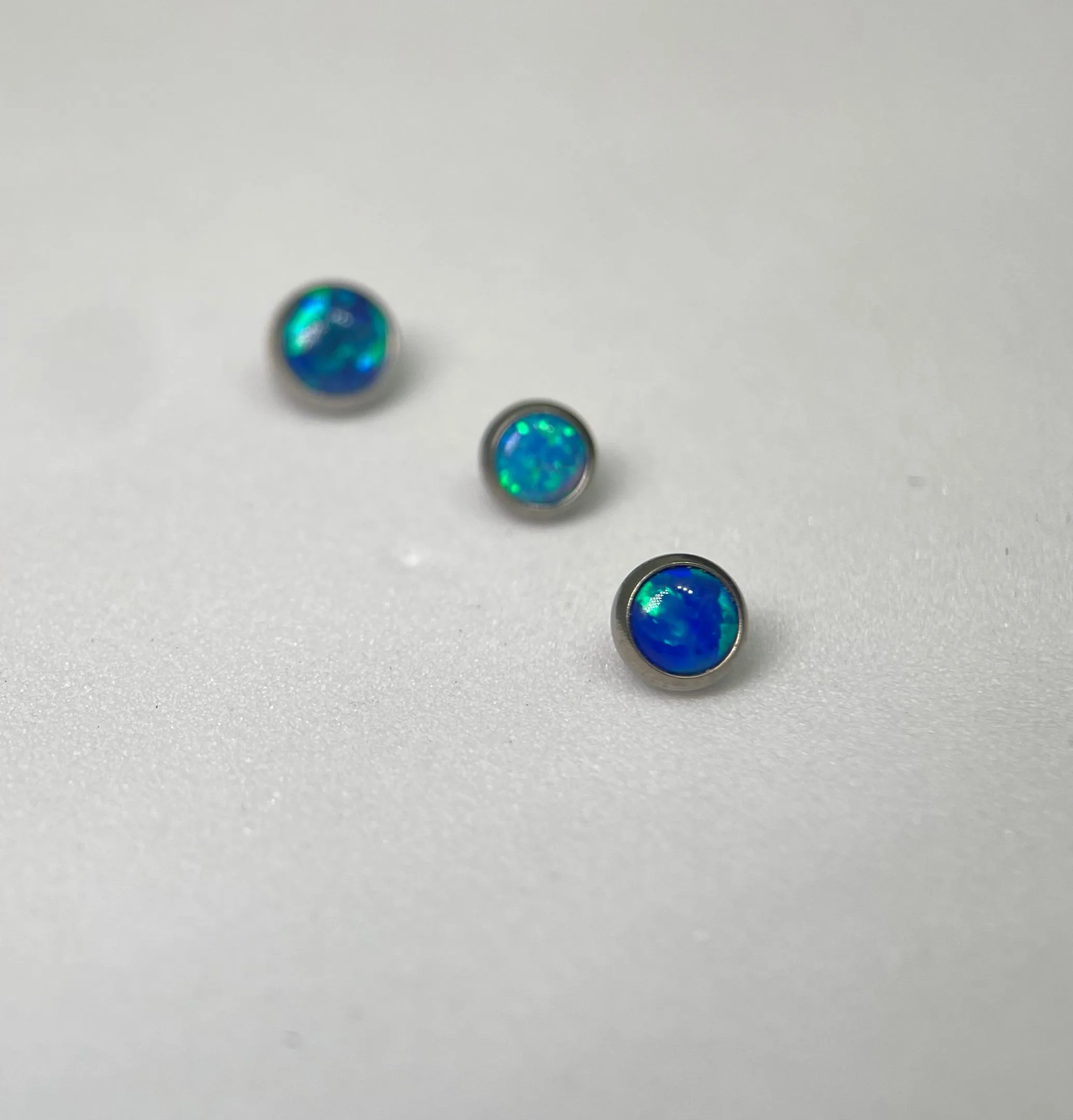 Anatometal  Threaded Bezel Set Gem End