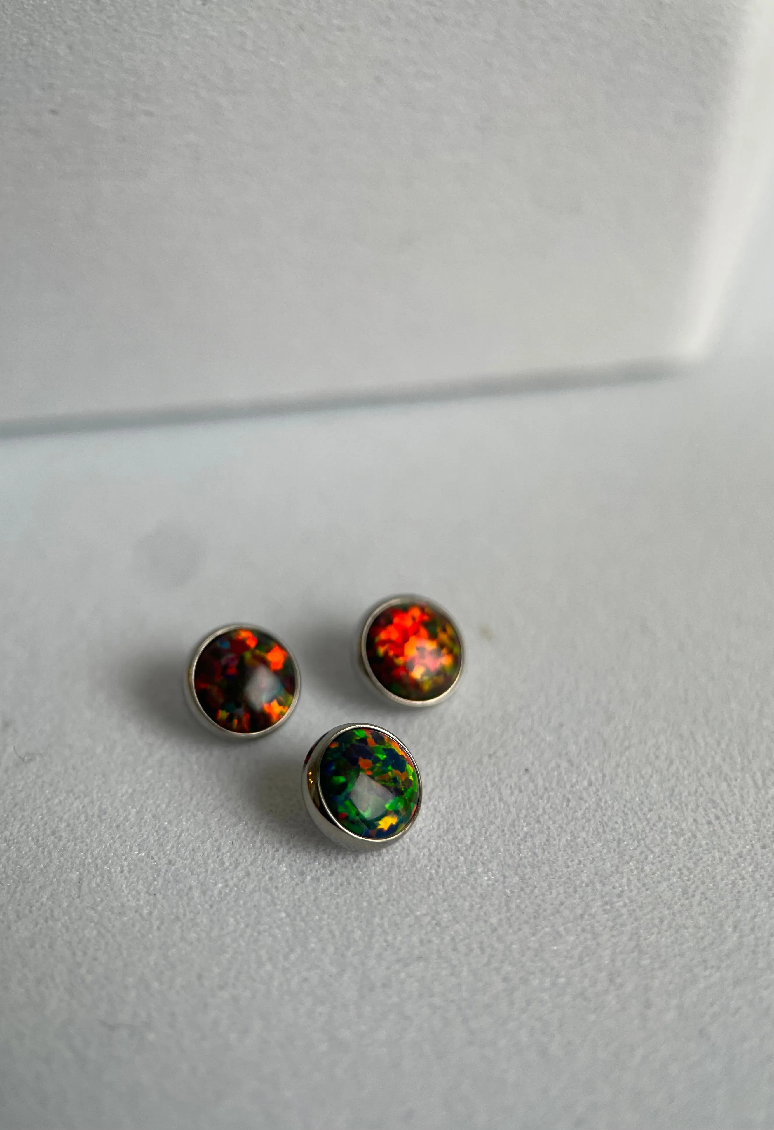 Anatometal  Threaded Bezel Set Gem End