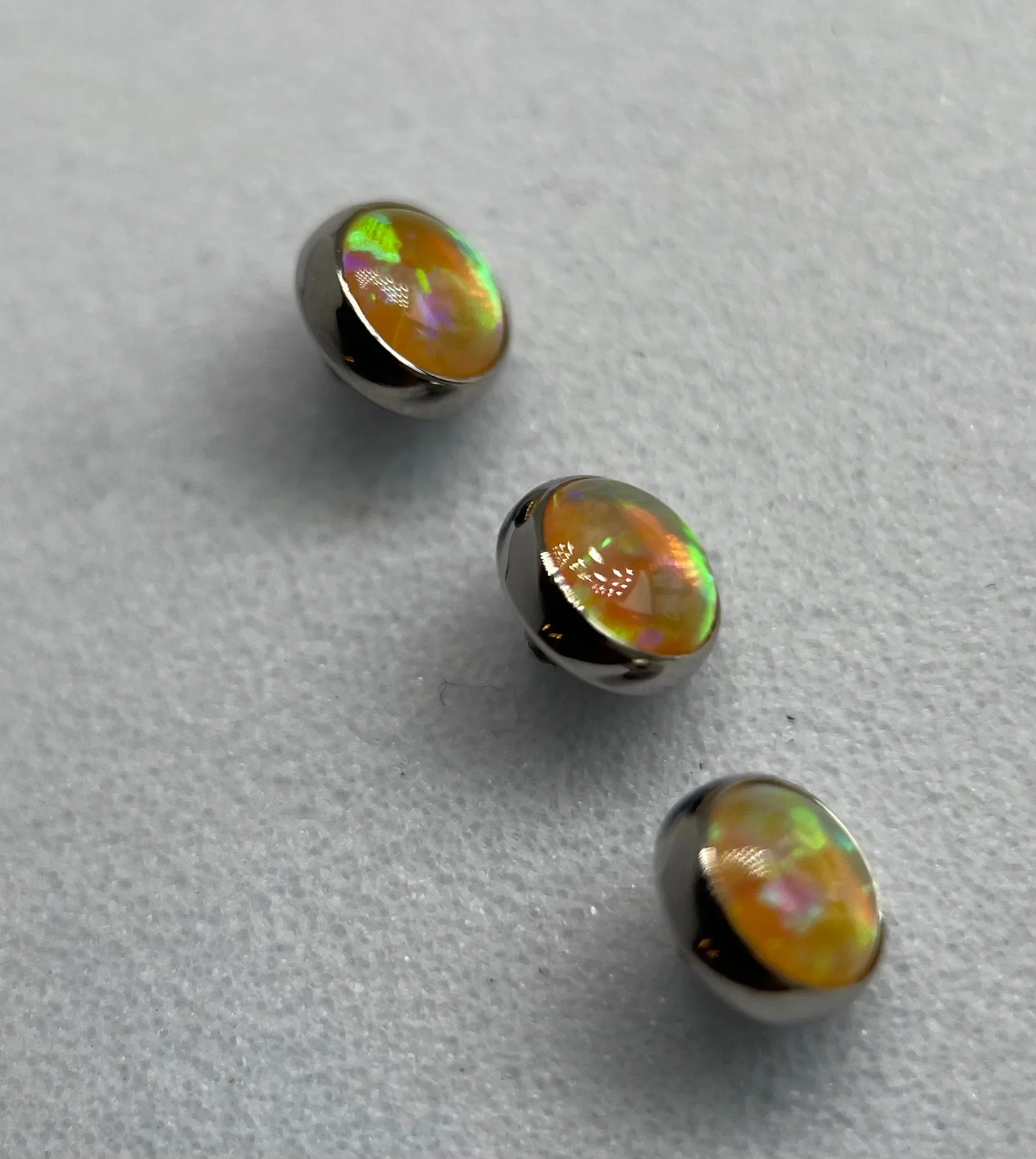 Anatometal  Threaded Bezel Set Gem End