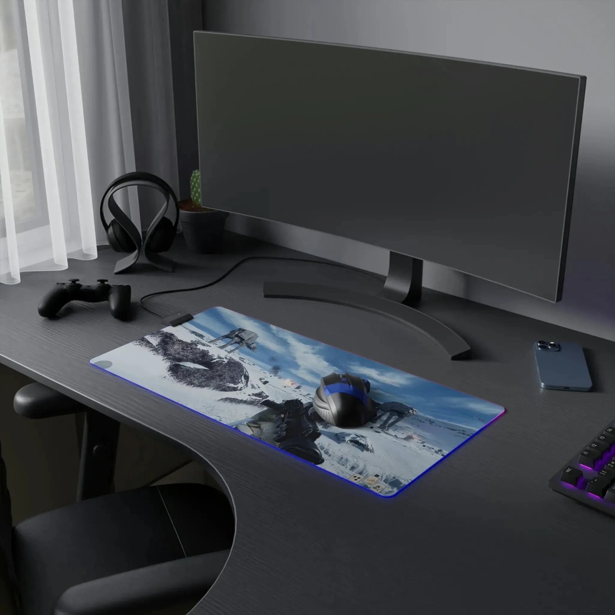 Luminous Battlefield: Multicolor LED Mouse Mat